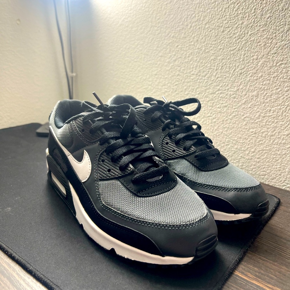Air Max 90 Size 10.5